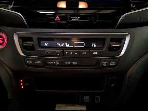 Used 2022 Honda Passport TrailSport image 23