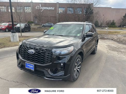 New 2026 Ford Explorer ST-Line image 8