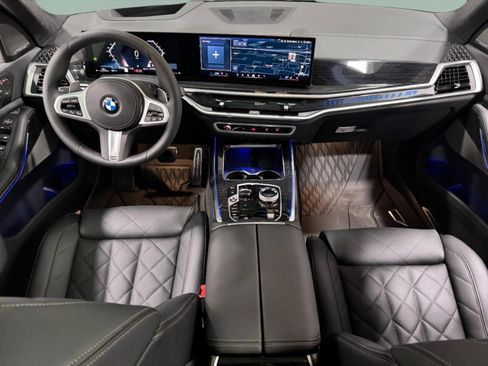 New 2026 BMW X7 xDrive40i w/ M Sport Package image 15