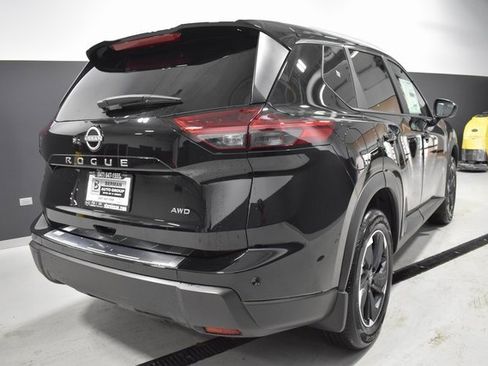 New 2026 Nissan Rogue SV w/ SV Premium Package image 8