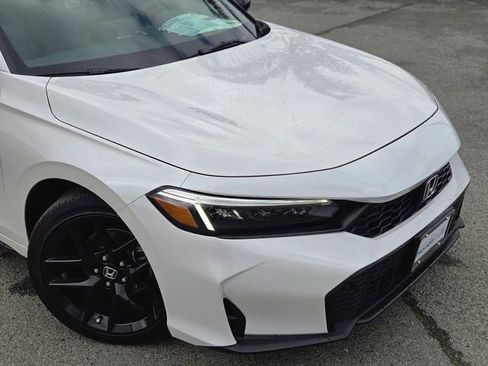 New 2026 Honda Civic Sport image 3