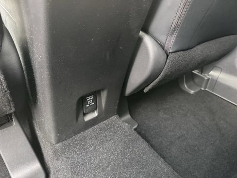 Used 2023 Mitsubishi Eclipse Cross SE image 19