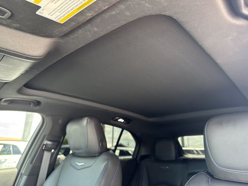 Certified 2025 Cadillac XT4 Sport w/ LPO, Onyx Lite Package FWD image 23
