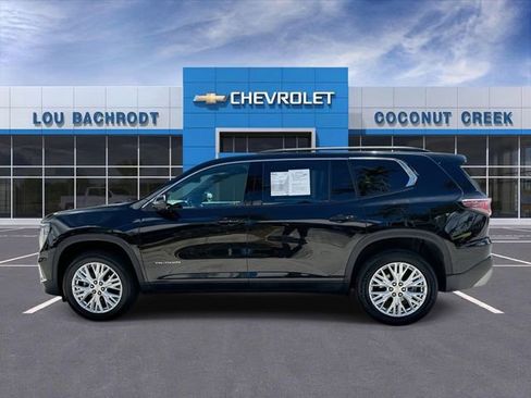 Used 2024 GMC Acadia Elevation image 5