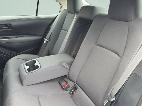 Used 2025 Toyota Corolla LE FWD image 32