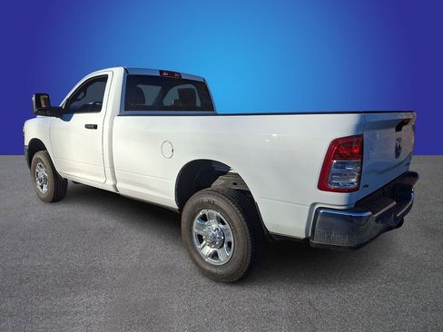 Used 2024 RAM 2500 Tradesman w/ Chrome Appearance Group AWD/4WD image 6