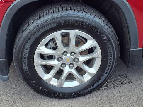 Used 2020 Chevrolet Traverse LT w/ LPO, Floor Liner Package AWD/4WD image 31