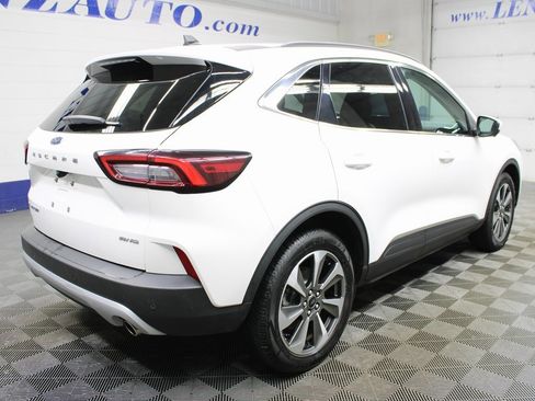 Used 2024 Ford Escape Platinum image 4