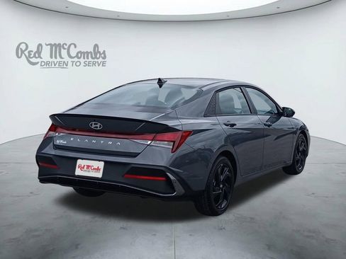 Certified 2026 Hyundai Elantra Sport FWD image 5