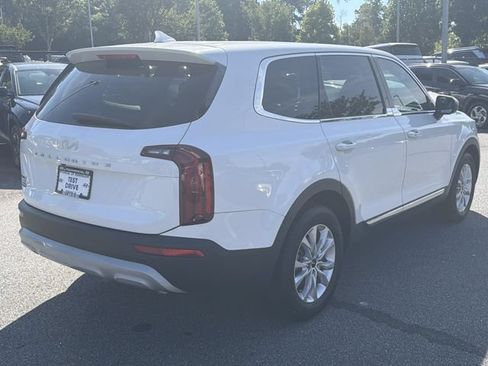 Used 2022 Kia Telluride LX AWD/4WD image 8