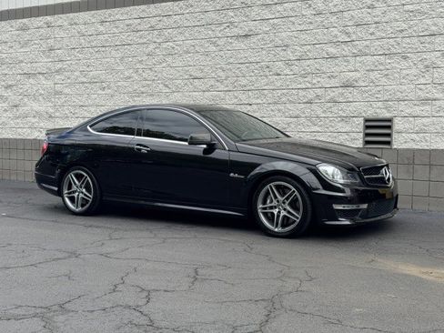 Used 2013 Mercedes-Benz C 63 AMG Coupe image 4