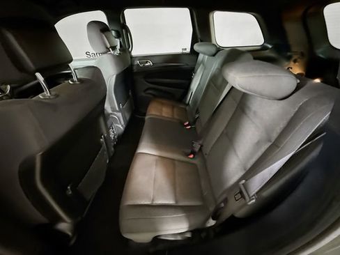 Used 2020 Jeep Grand Cherokee Laredo image 22