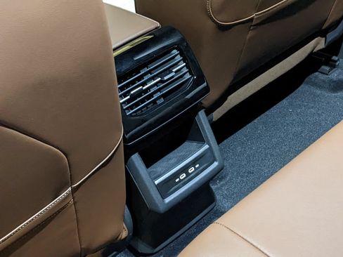 New 2026 Volkswagen ID.4 Pro RWD image 24