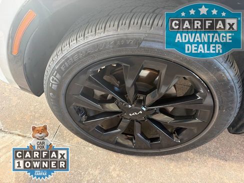 Used 2023 Kia Sorento SX FWD image 8