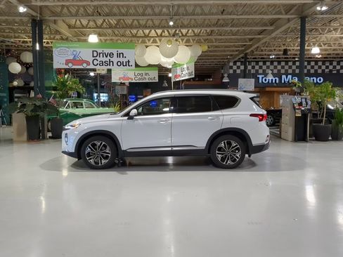 Used 2019 Hyundai Santa Fe Limited image 11