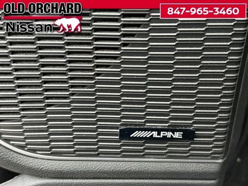 Used 2023 Jeep Grand Cherokee Limited w/ Luxury Tech Group II AWD/4WD image 10