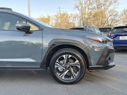 Used 2025 Subaru Crosstrek 2.0i Premium image 9