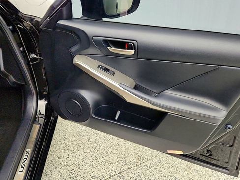 Used 2018 Lexus IS 350 AWD image 27