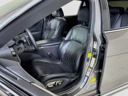 Used 2018 Lexus LS 500 AWD w/ Luxury Package image 14