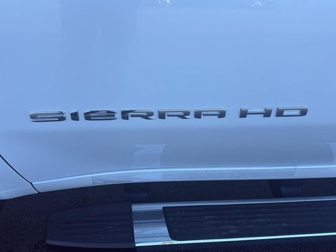 New 2026 GMC Sierra 2500 SLT w/ SLT Premium Package image 13