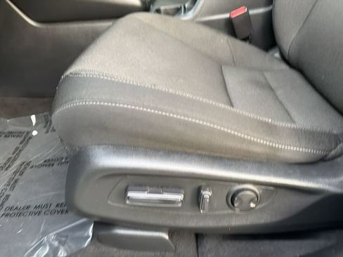 Used 2024 Honda CR-V EX image 15