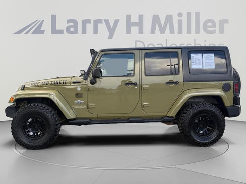 Used 2013 Jeep Wrangler Unlimited Sport AWD/4WD image 2