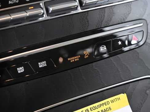 Used 2020 Mercedes-Benz GLC 300 4MATIC image 22