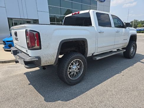 Used 2018 GMC Sierra 1500 SLT w/ SLT Premium Package AWD/4WD image 6