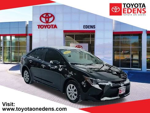 Used 2025 Toyota Corolla LE image 1