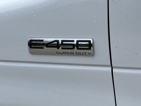 New 2027 Ford E-450 and Econoline 450 Super Duty w/ Power Equipment Group RWD image 24