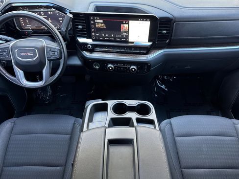 Used 2022 GMC Sierra 1500 Elevation image 10