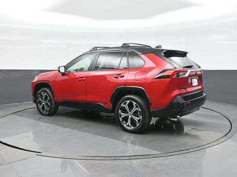 Certified 2025 Toyota RAV4 XSE image 5