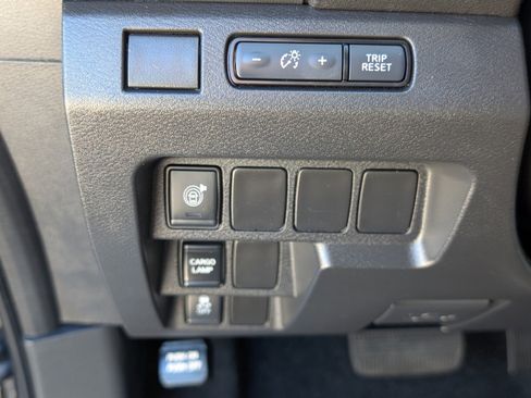 Certified 2024 Nissan Frontier SV w/ Technology Package image 30