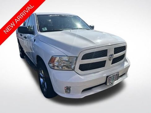Used 2018 RAM 1500 Express w/ Express Value Package AWD/4WD image 1