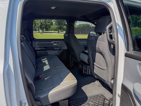Used 2022 RAM 1500 Big Horn AWD/4WD image 12