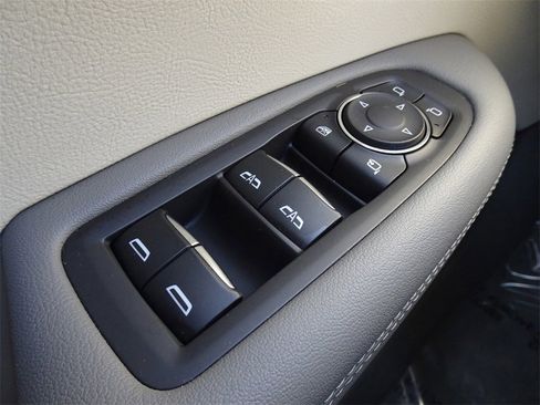 Certified 2024 Cadillac XT6 Premium Luxury image 23