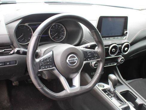 Used 2020 Nissan Sentra SV FWD image 8
