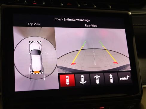 Used 2024 Jeep Grand Cherokee Limited w/ Luxury Tech Group II image 10