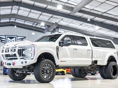 Used 2023 Ford F350 King Ranch w/ Chrome Package AWD/4WD image 1