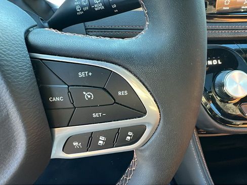 Certified 2024 Chrysler Pacifica Pinnacle image 30