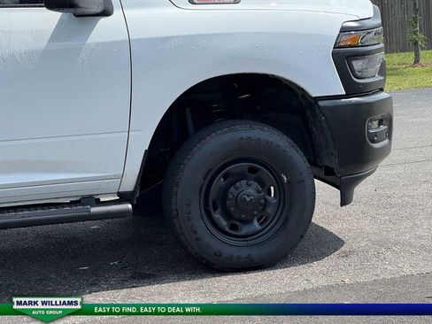 Used 2025 RAM 2500 Tradesman AWD/4WD image 5