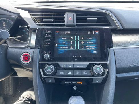 Used 2019 Honda Civic EX image 8