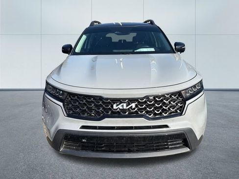 Used 2023 Kia Sorento S w/ Panoramic Sunroof Package AWD/4WD image 6