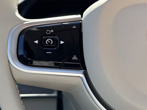 New 2026 Volvo XC90 B6 Ultra w/ Lounge Package image 24