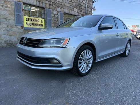 Used 2015 Volkswagen Jetta SE FWD image 6