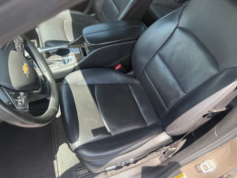 Used 2024 Chevrolet Malibu LT FWD image 17