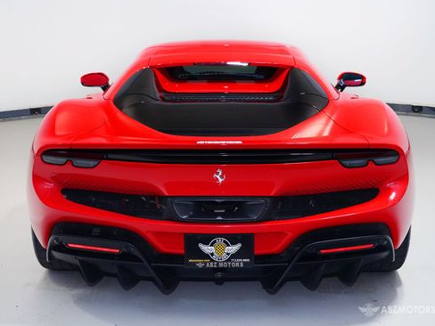 Used 2025 Ferrari 296 GTS RWD image 8