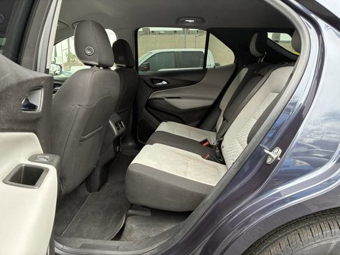 Used 2018 Chevrolet Equinox LS image 4