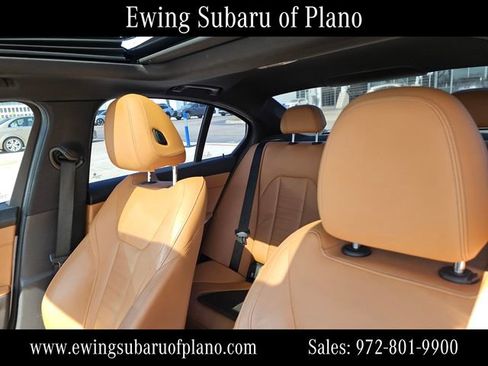 Used 2021 BMW 330i Sedan w/ Premium Package image 6