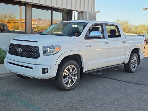 Used 2019 Toyota Tundra Platinum image 3